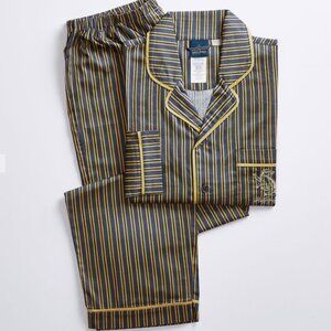 Harry Potter™ Hufflepuff™ House Pajama Set